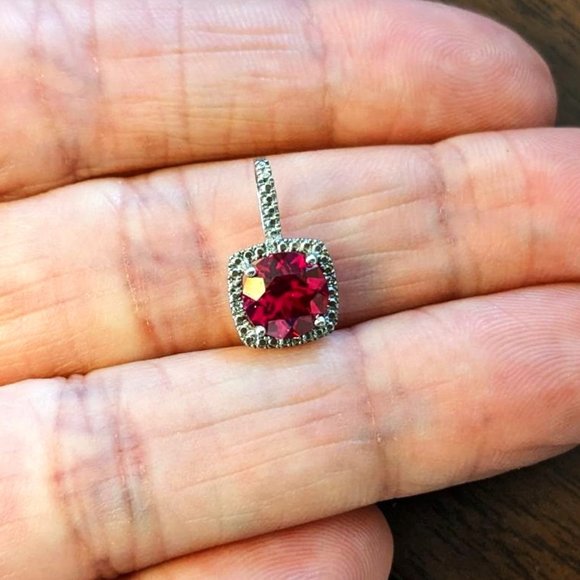 1.25 Carat Natural Ruby & Sterling Silver Pendant - Picture 1 of 4